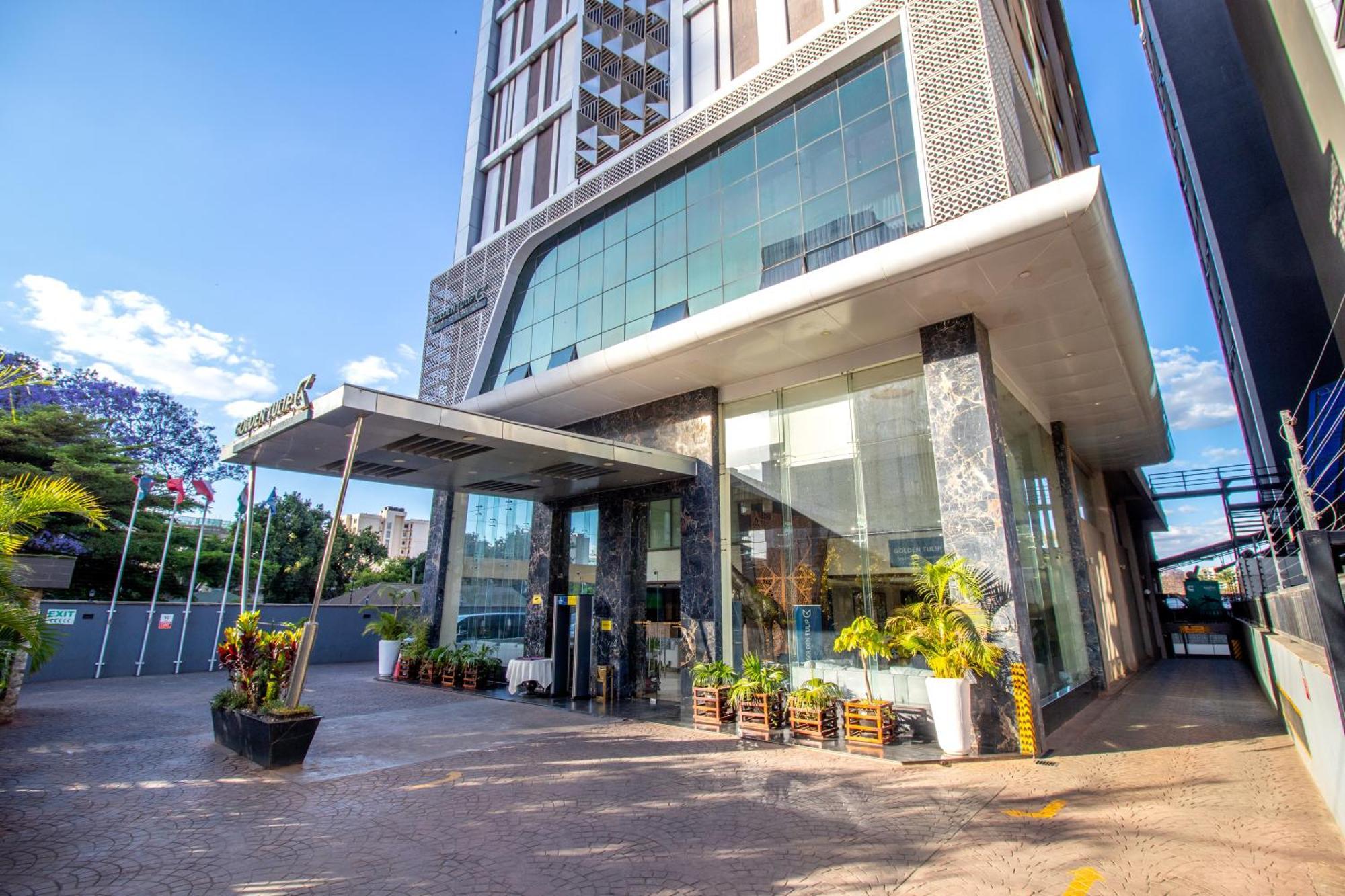 Готель Golden Tulip Westlands Найробі Екстер'єр фото